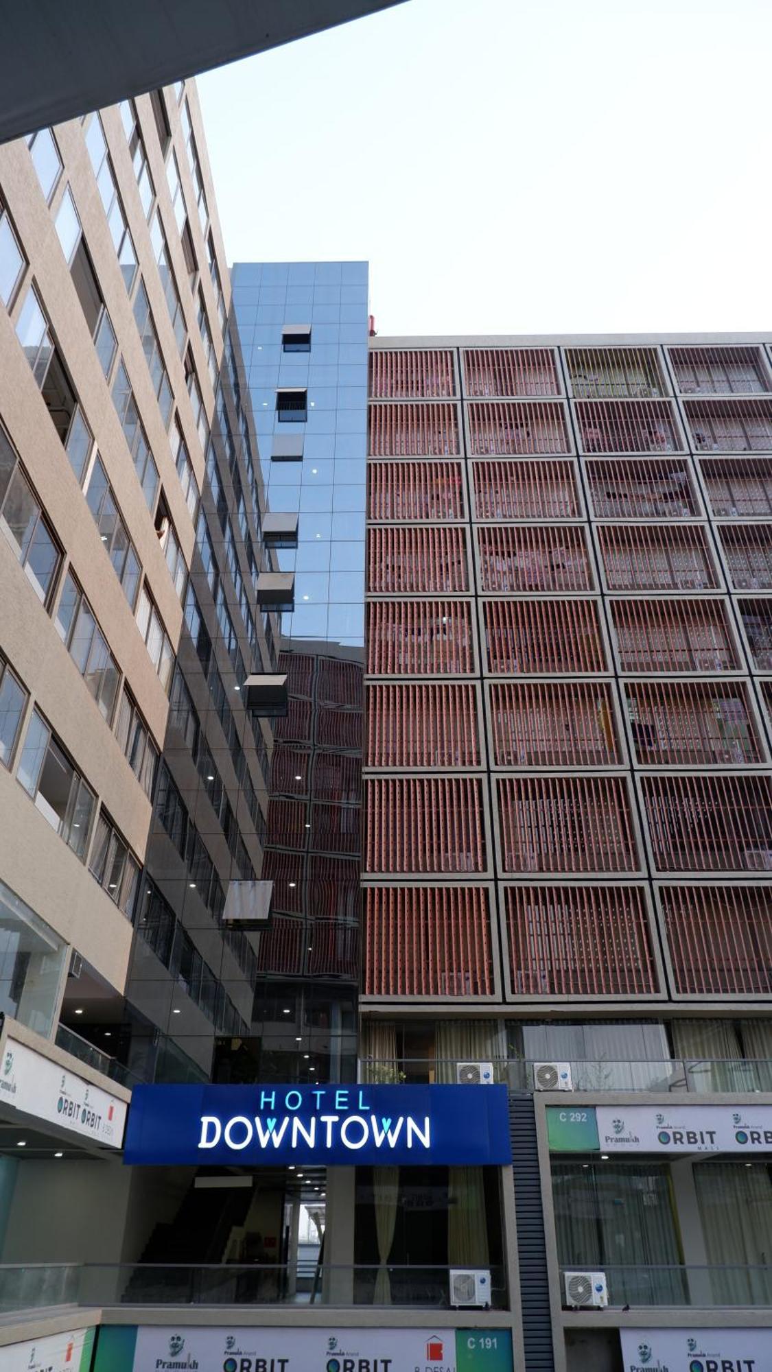 Hotel Downtown Gandhinagar Ngoại thất bức ảnh